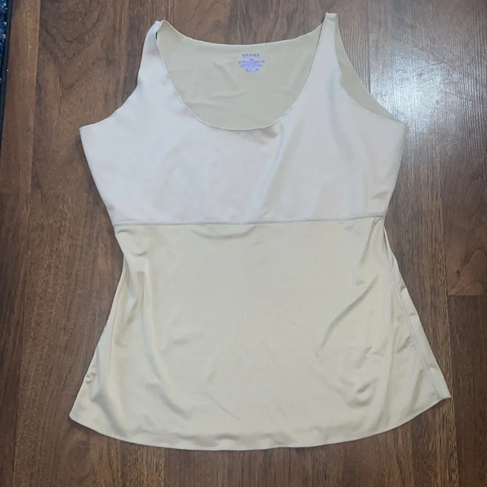 Spanx Hide & Sleek Camisole Size 2X Shaping Slimming Stretch Neutral Minimal